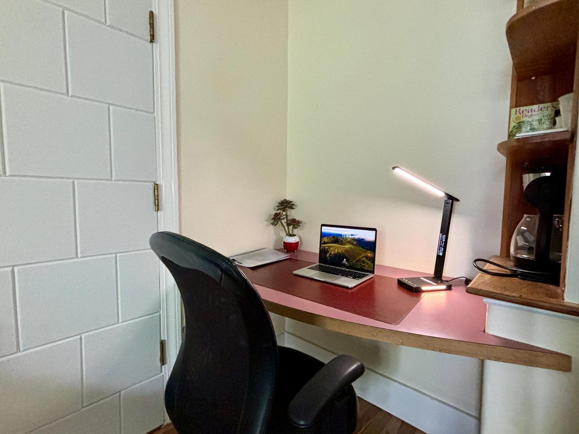 Appartement Traveler'S Den In Medford Chambre photo